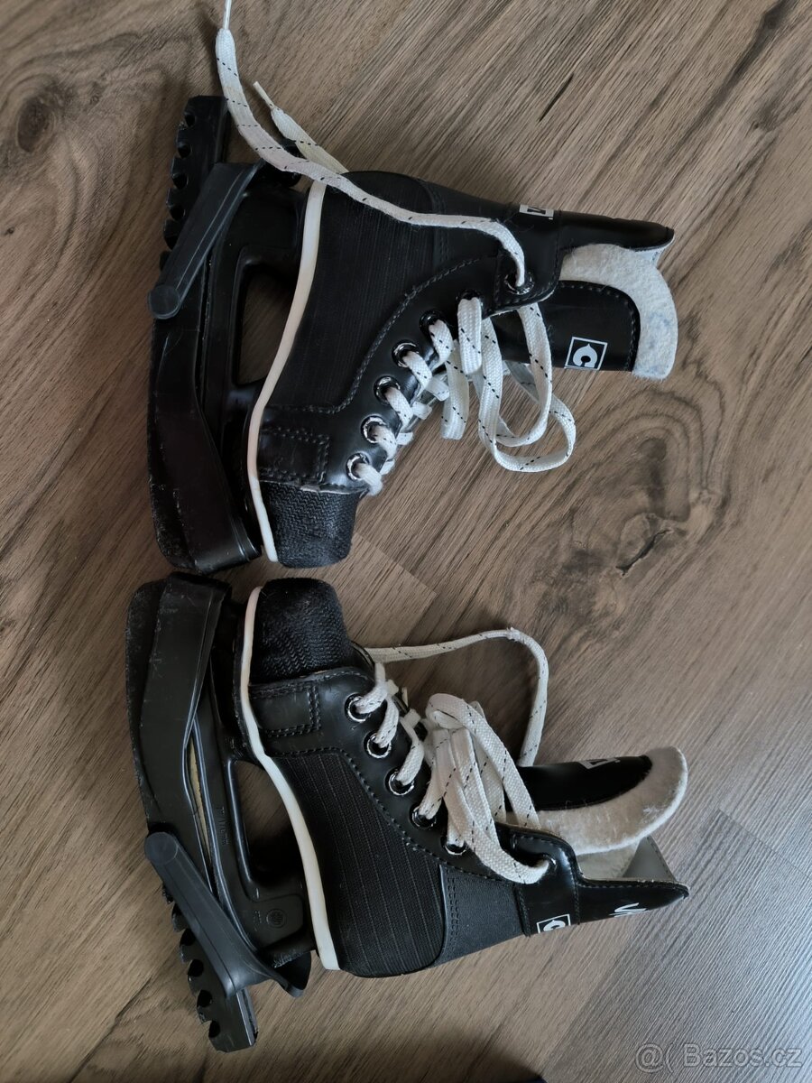 Prodám dětské brusle velikosti 27 - 6