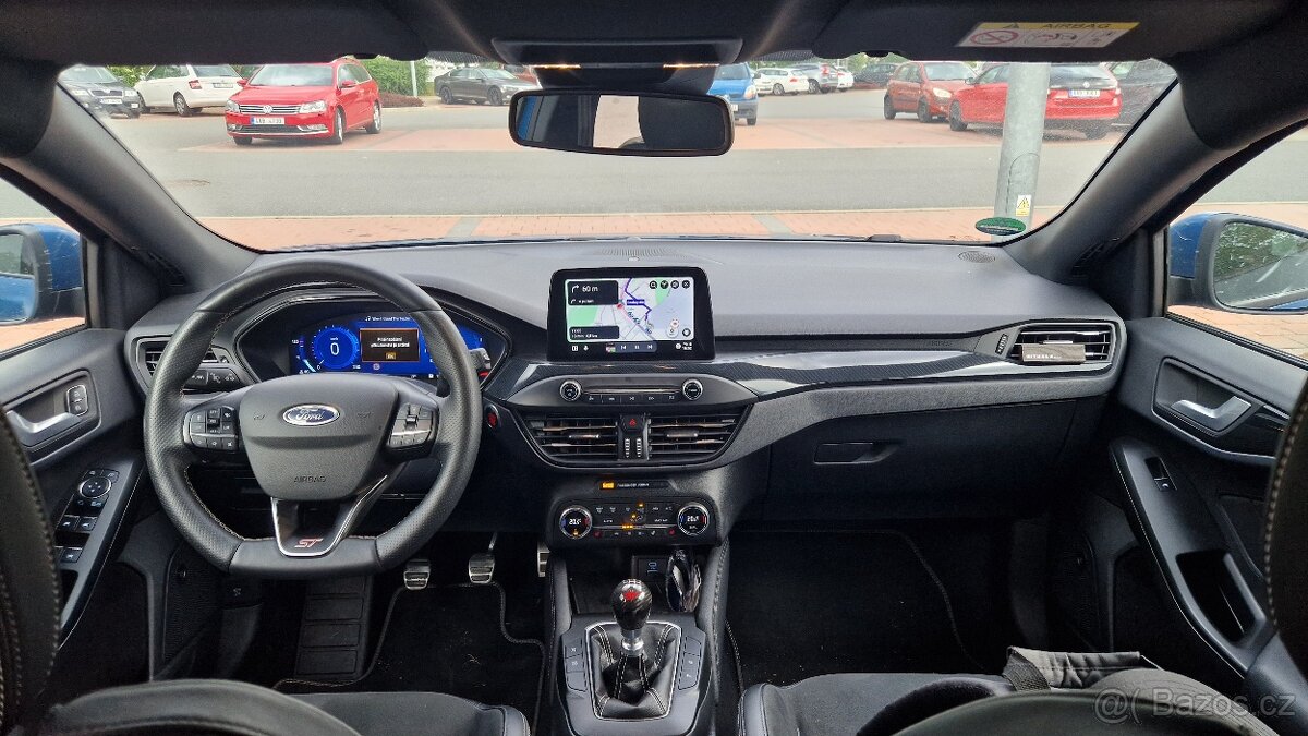 Ford Focus ST 2.3 EcoBoost - 6