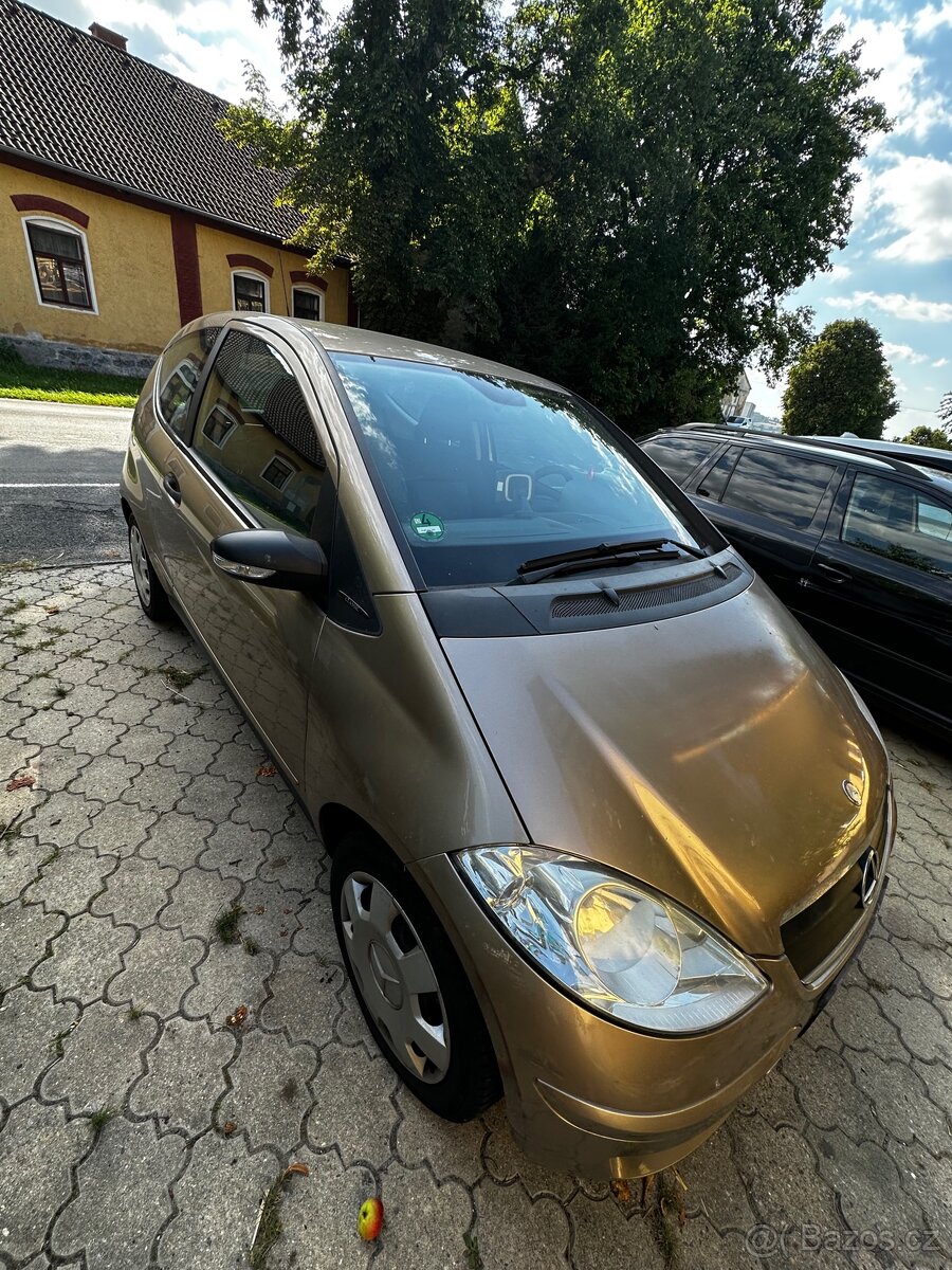 Mercedes Benz A200 - 6