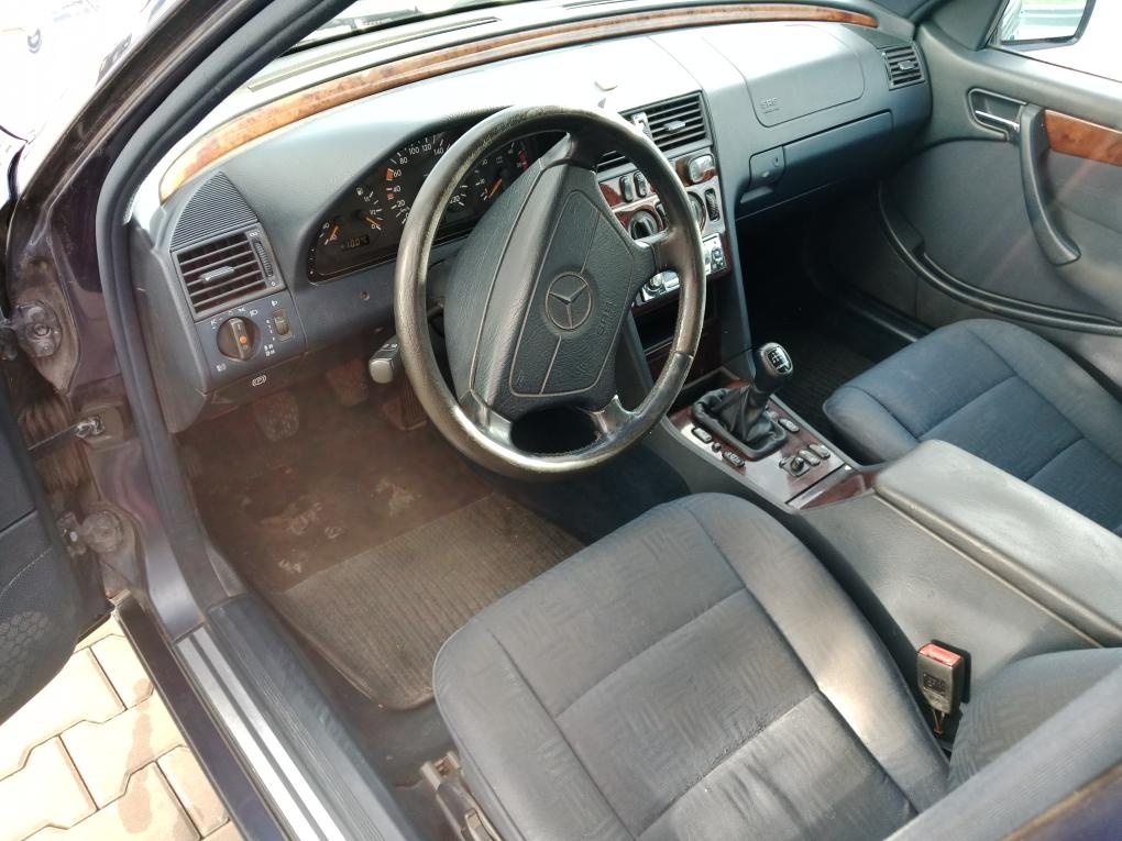 Mercedes Benz C 220 CDI - 6