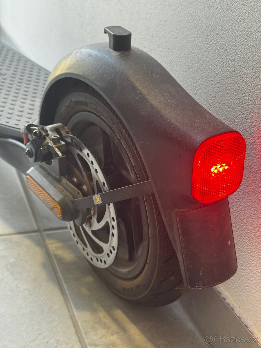 Ninebot kickscooter f30e - 6