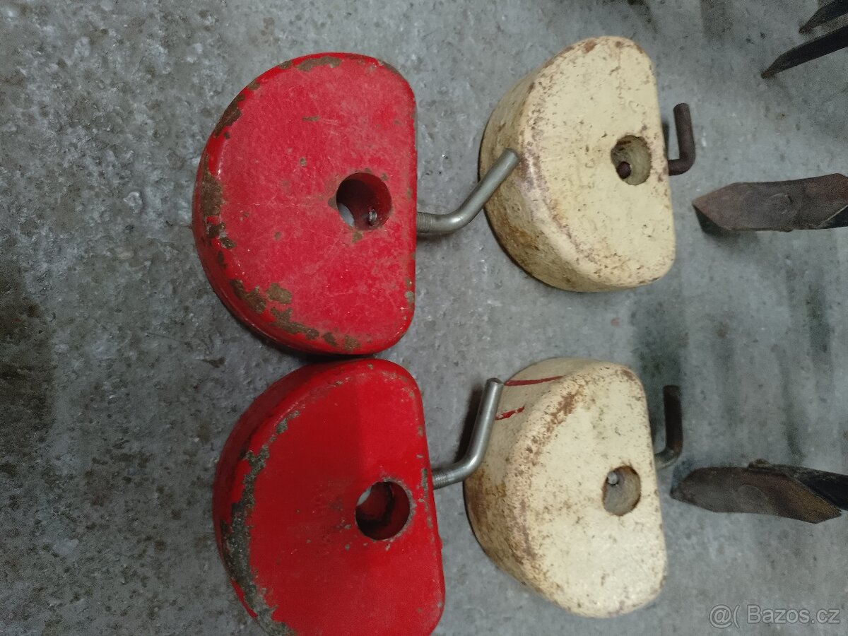 Vari příslušenství,kypřič, brány, závaží, plečka - 6