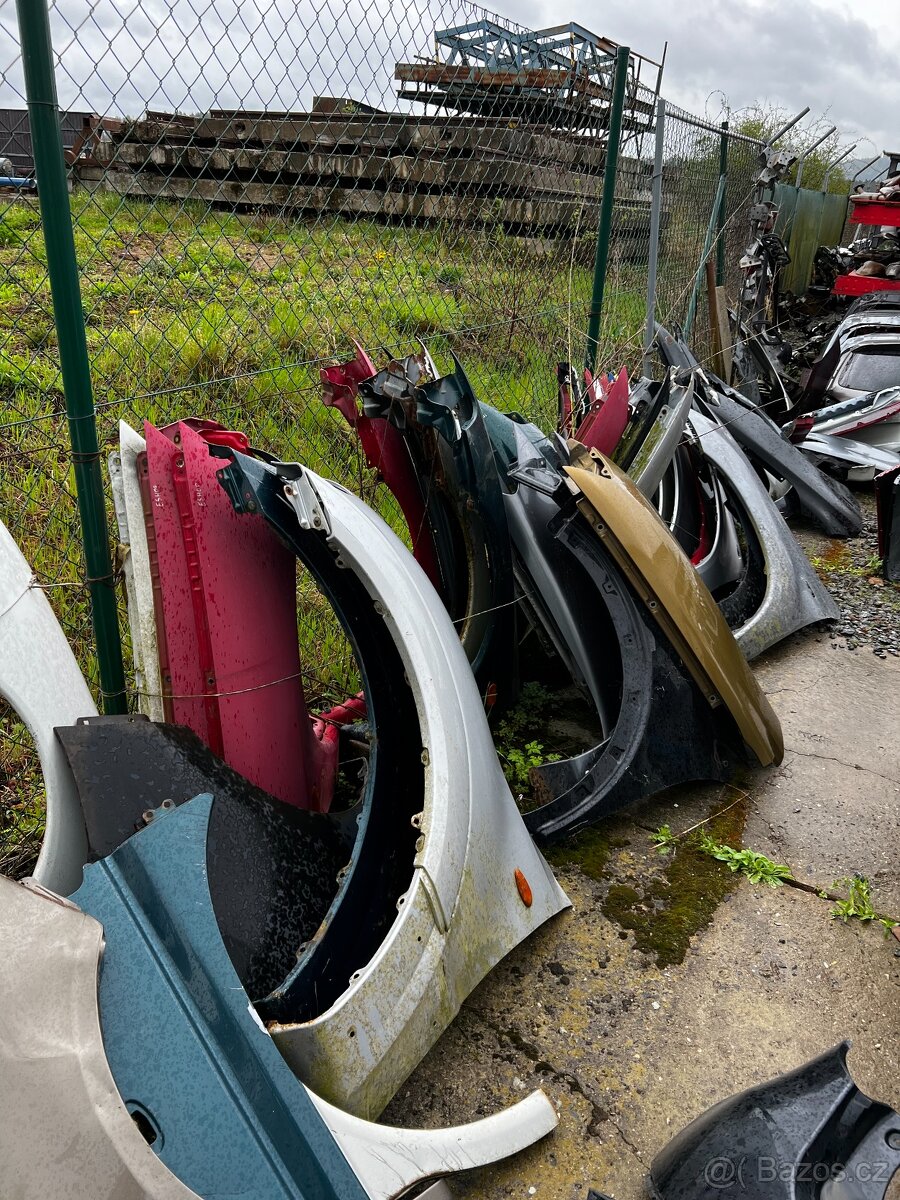 KAPOTY, BLATNÍKY MITSUBISHI - 6