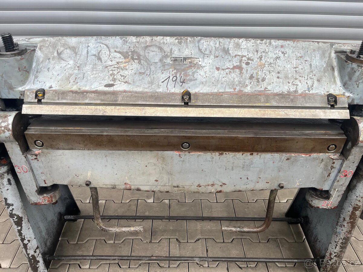 Ohýbačka plechu 1000/3mm - 6