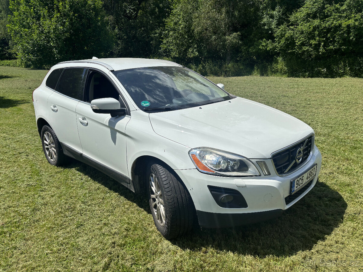 Volvo XC60 2,4D Drive 129 kW 2009 - 6