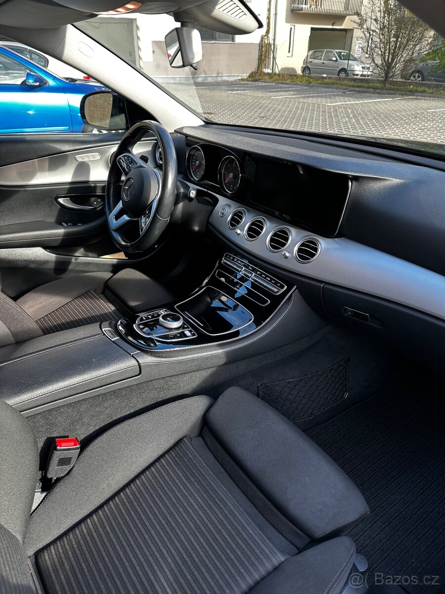 Mercedes-Benz, E 200 D, 2019 r.v., 175000 km. - 6