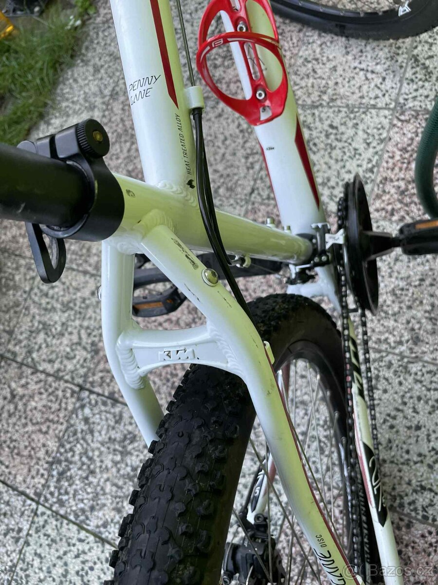 Horské kolo KTM - 6