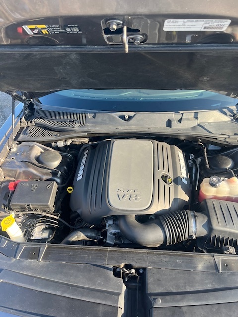 DODGE CHALLANGER 5,7 RT 2020 MANUÁL - 6