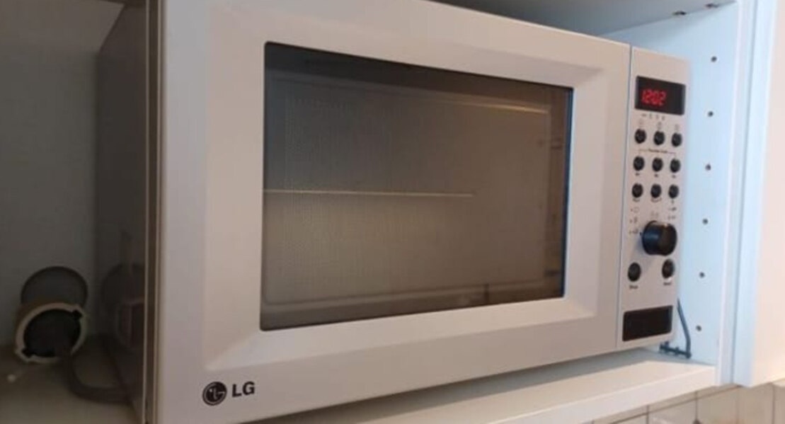 Bílá linka Ikea se spotřebiči,6167 - 6