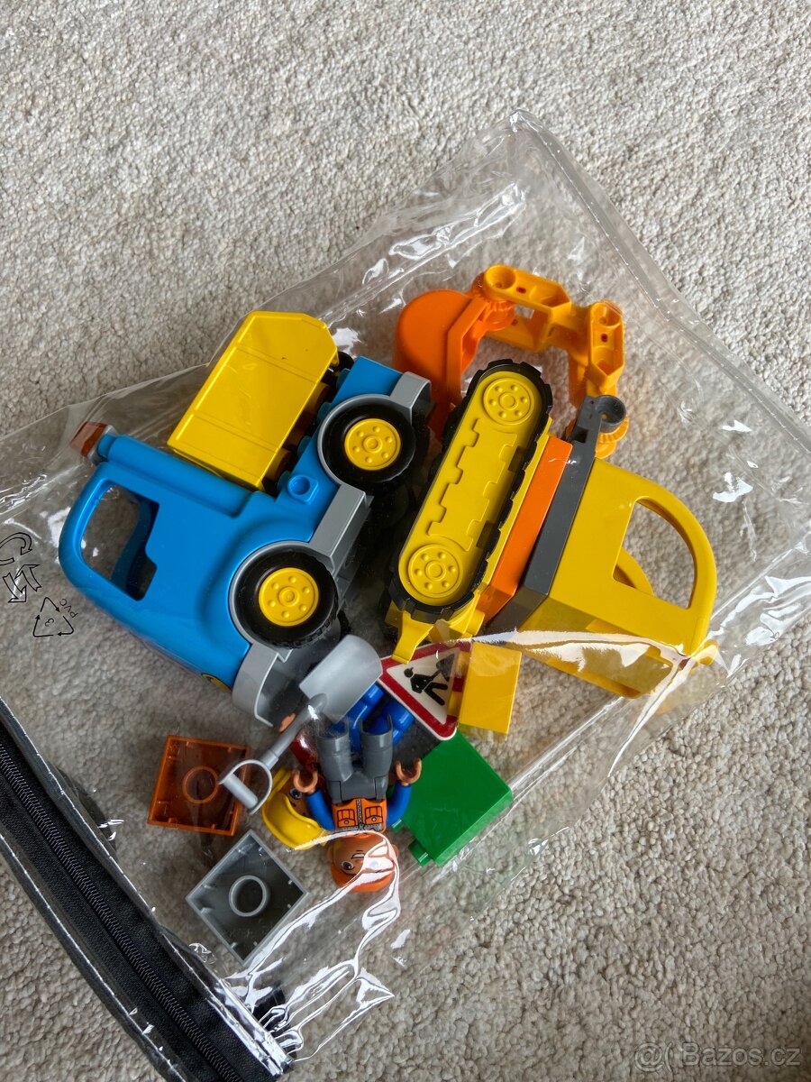 Lego Duplo sada Pásový bagr a náklaďák - 6