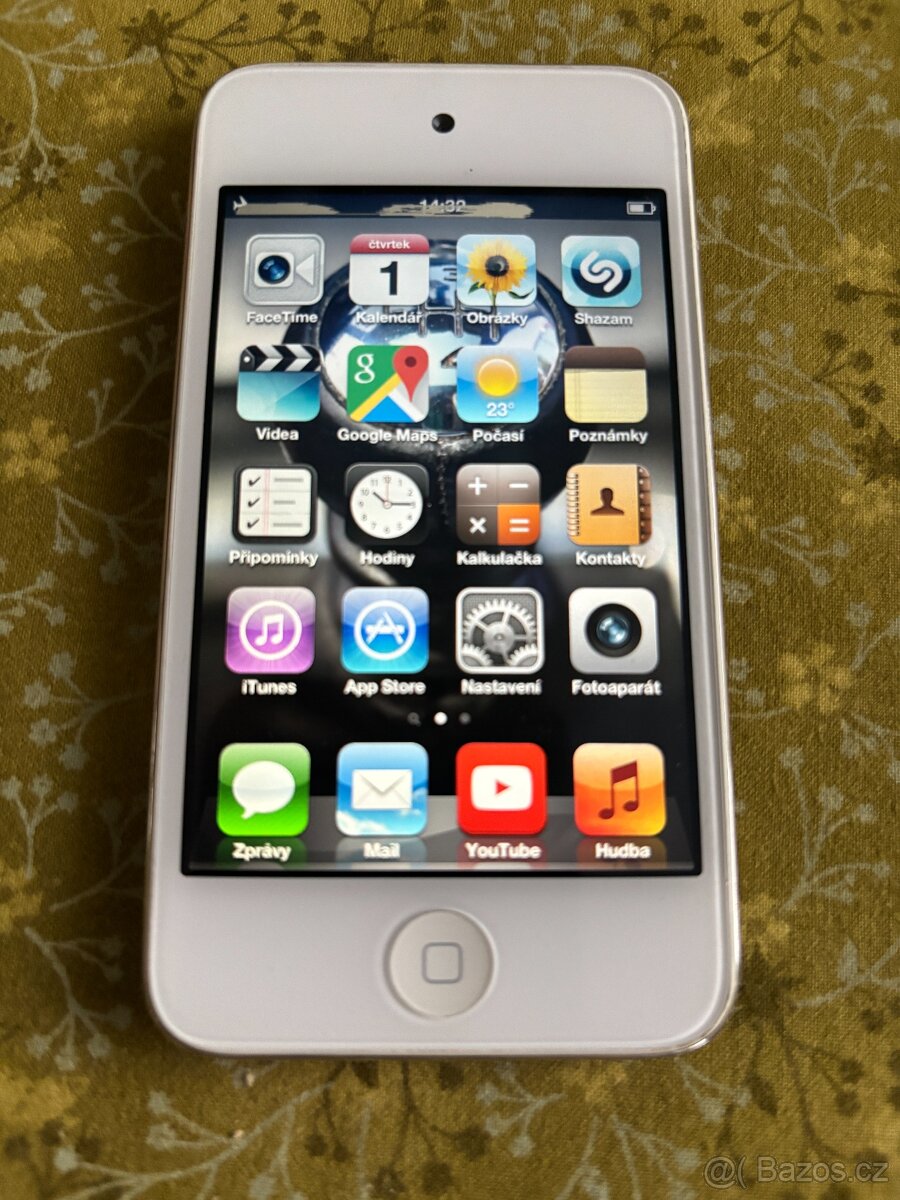 iPhone 4 16GB + iPod touch 8GB - 6