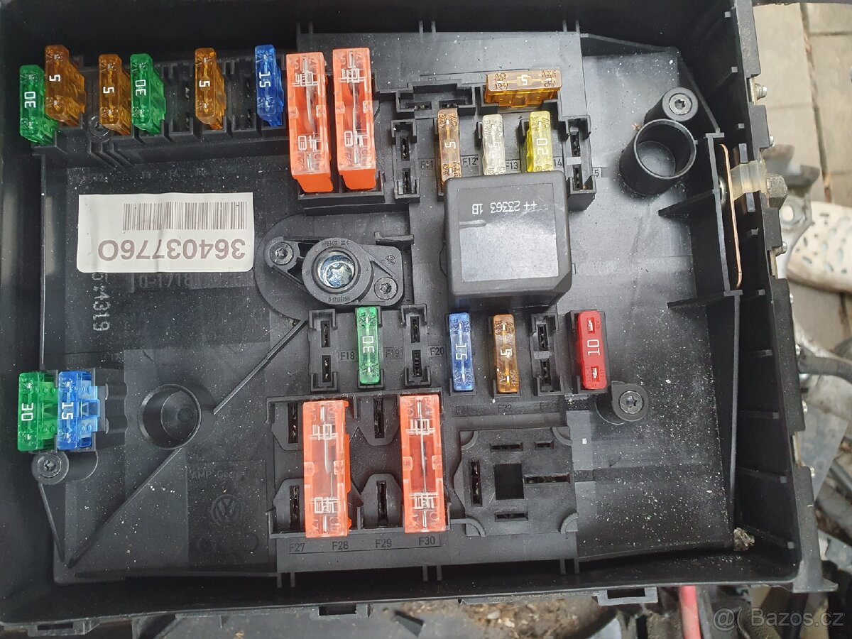 Volkswagen Golf Plus V – 1.4 BCA (170 000 km) – nepojízdné - 6