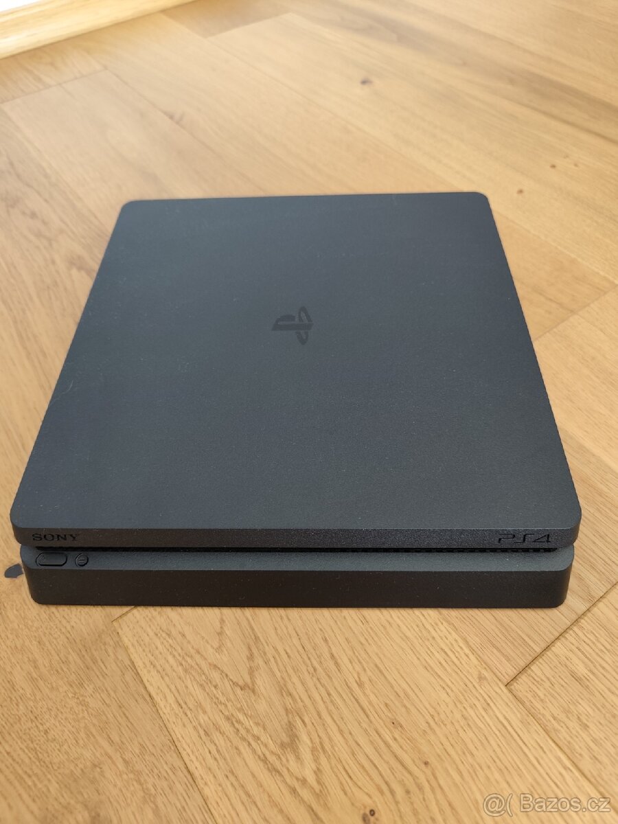 Sony PlayStation 4 - 6