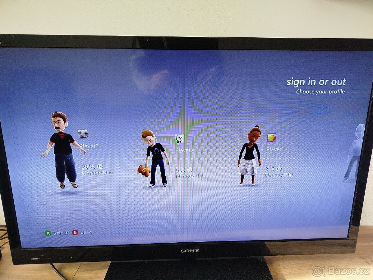 XBOX 360 slim + Kinect + 2 ovladače + 14 her - 6