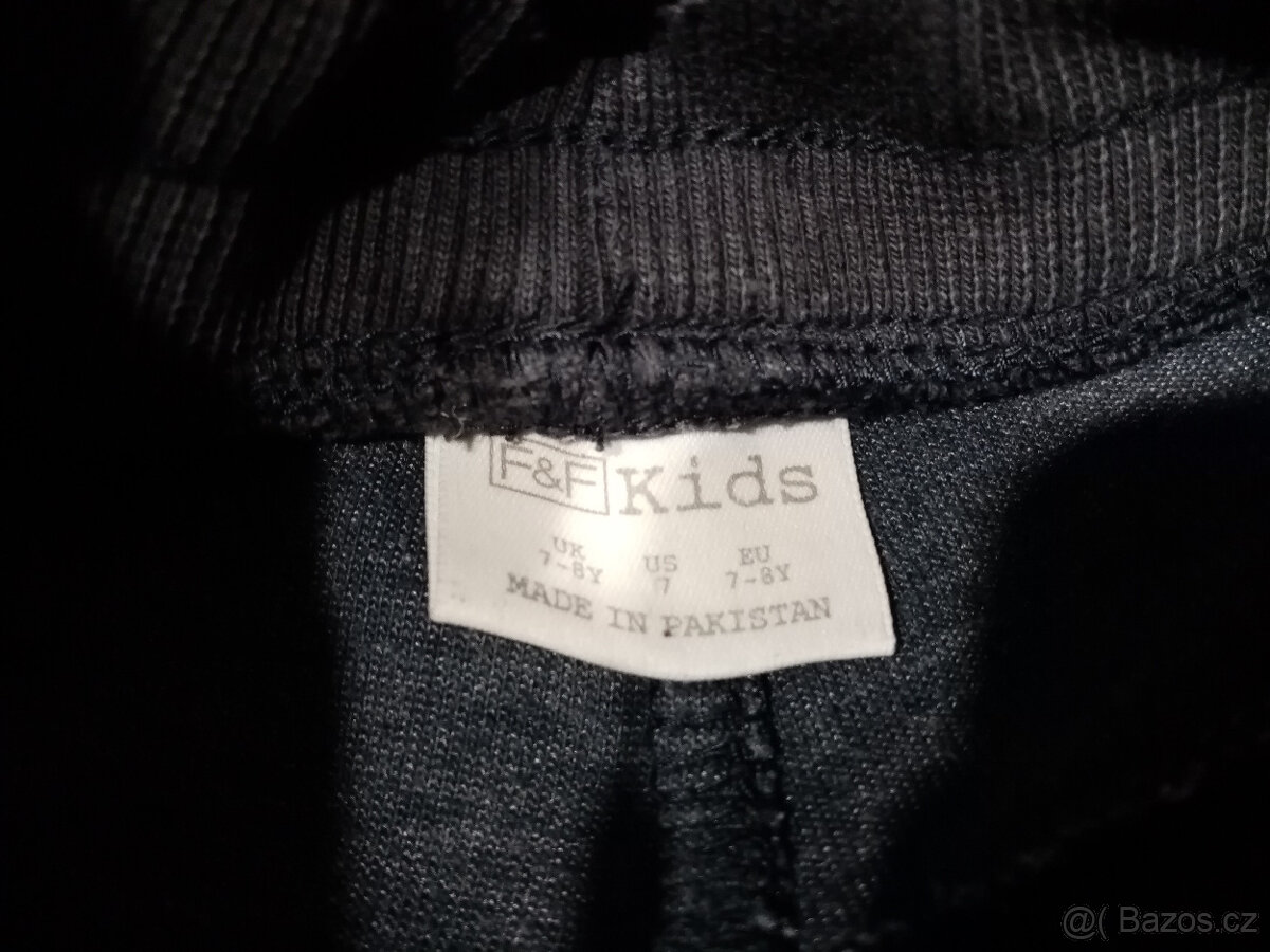 3x tepláky vel. 128/134 - 6