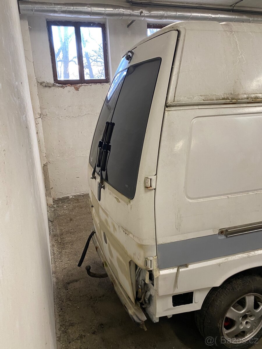 VW Transporter T4 2,5 tdi 75kw - 6