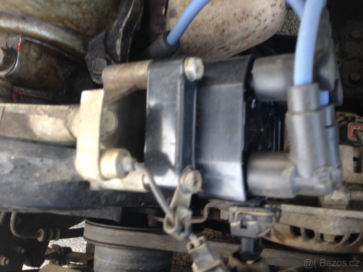 Kia Sportage 2,0i 1998 4x4 - díly - 6