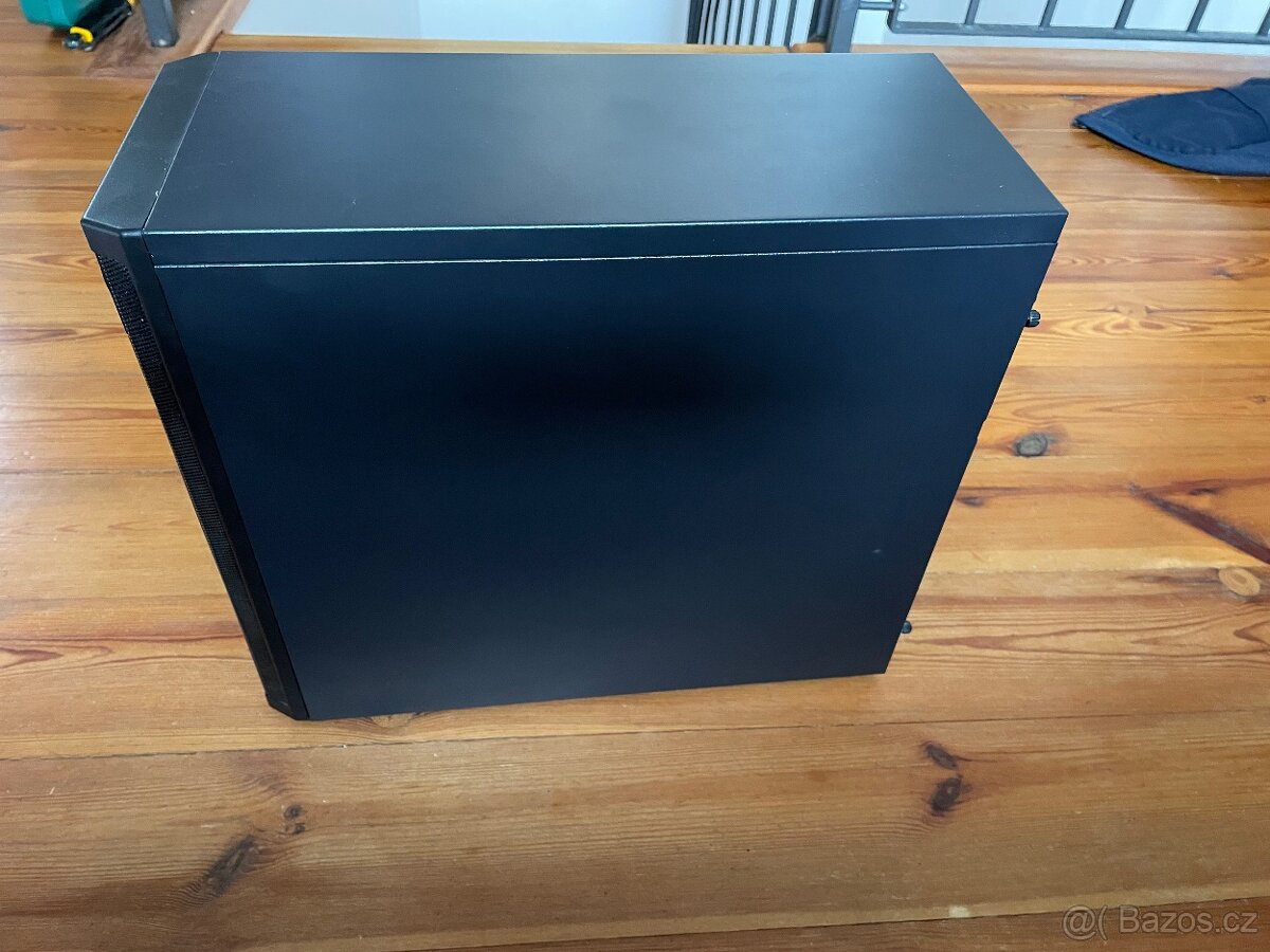 PC s novým operačním systémem + myš a klávesnice - 6