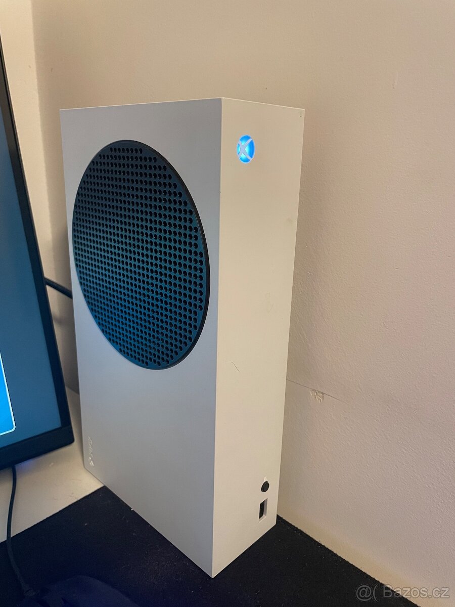 Xbox Series S Setup - 6