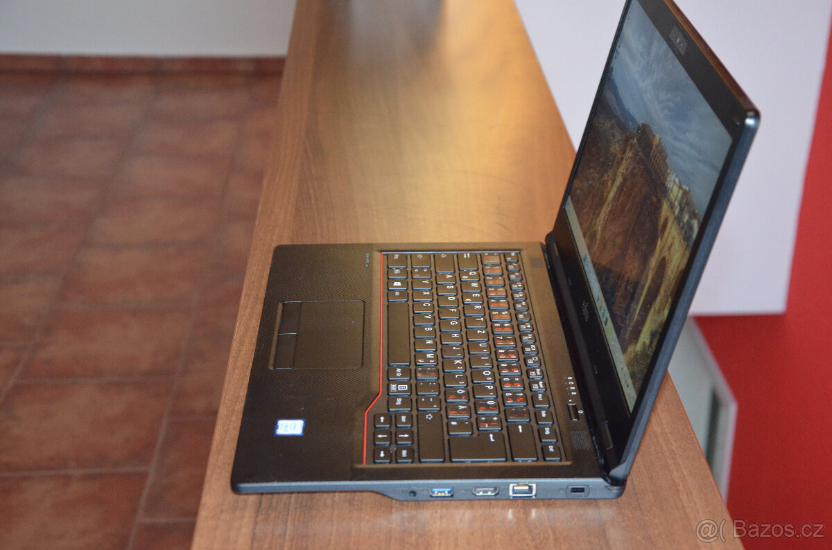 Fujitsu Lifebook E549 i5/16GB/SSD 256GB/záruka - 6