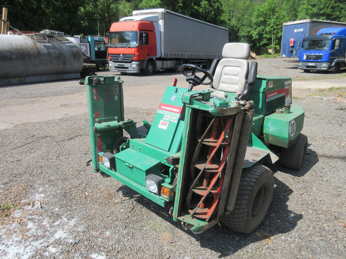 Malotraktor 4x4 RANSOMES PARKWAY - 6