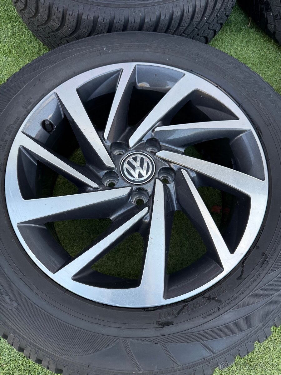 VW TIGUAN - 215/65 R17 ORIGINÁLNÍ ZIMNÍ SADA - 6