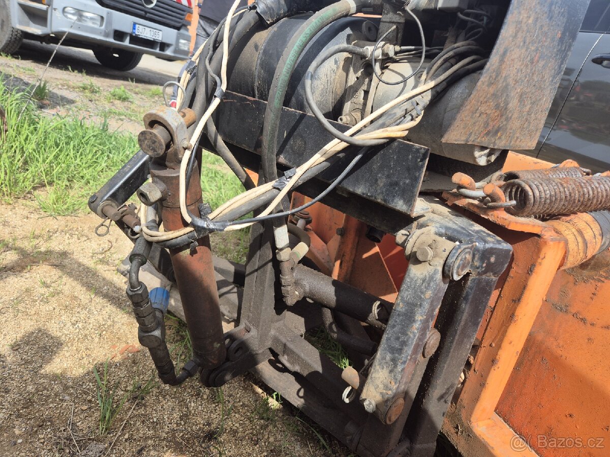 Hydraulická Radlice - 6