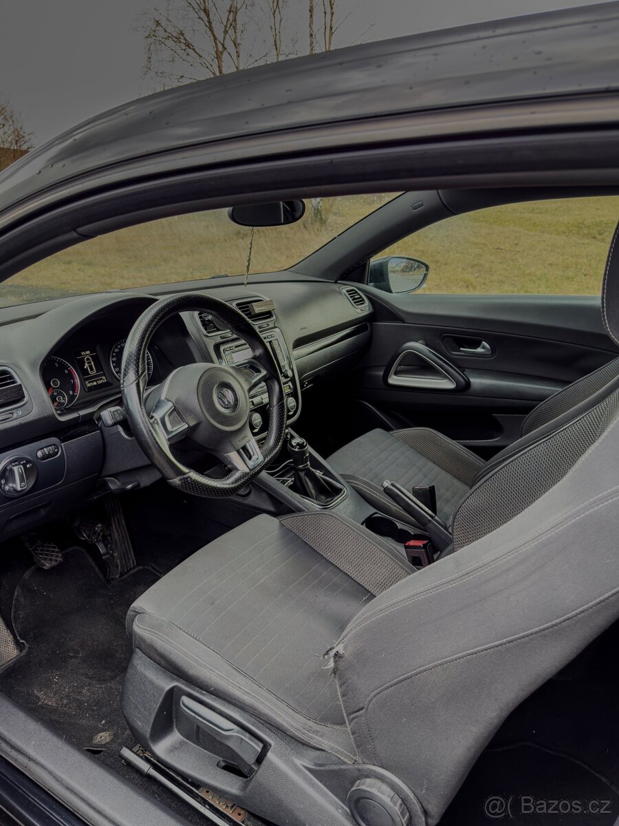 VOLKSWAGEN SCIROCCO 2.0 TSFI 147 kW - 6