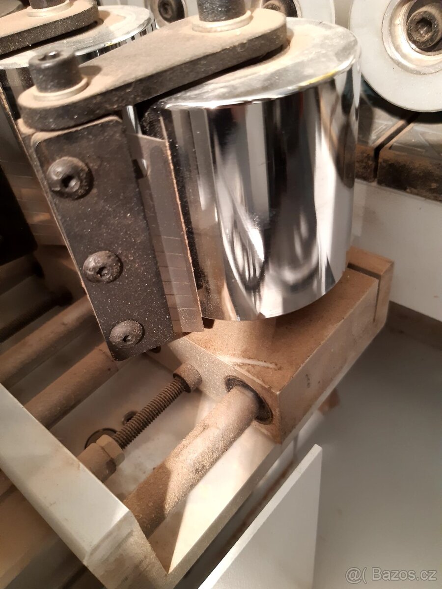 Olepovačka ABS hran - 6