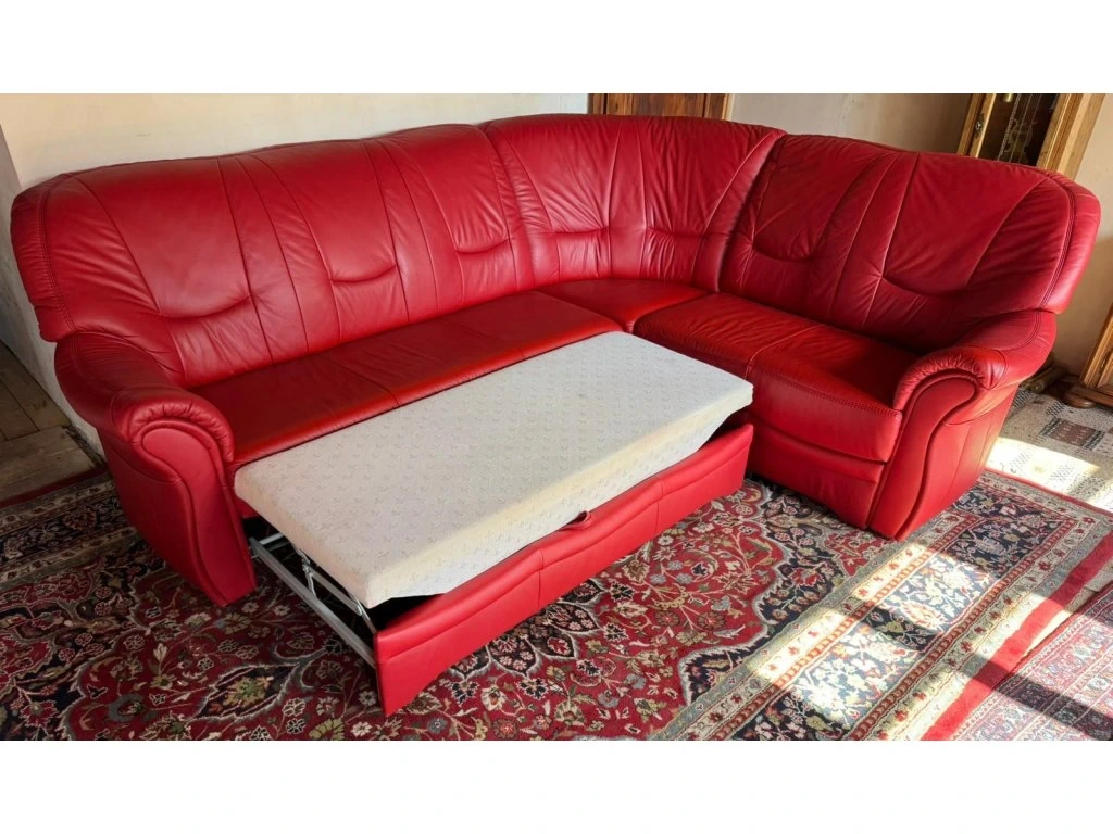 Rohová rozkládací kožená červená sedačka,4670 - 6