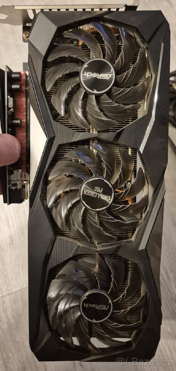 AMD Radeon RX 6700 XT Challenger Pro 12 GB OC - top - 6