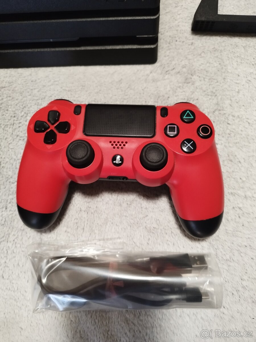 Playstation 4 Pro 1TB - 6