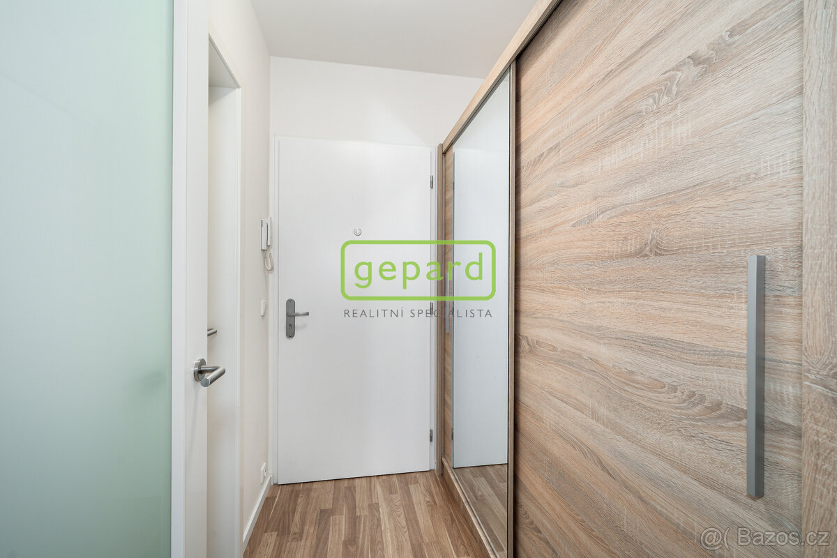 Pronájem bytové jednotky 1kk, 28 m2 - 6