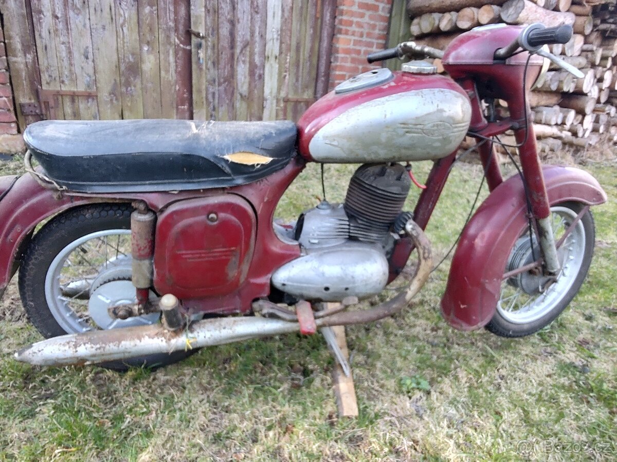 Jawa kývačka 353 - 6