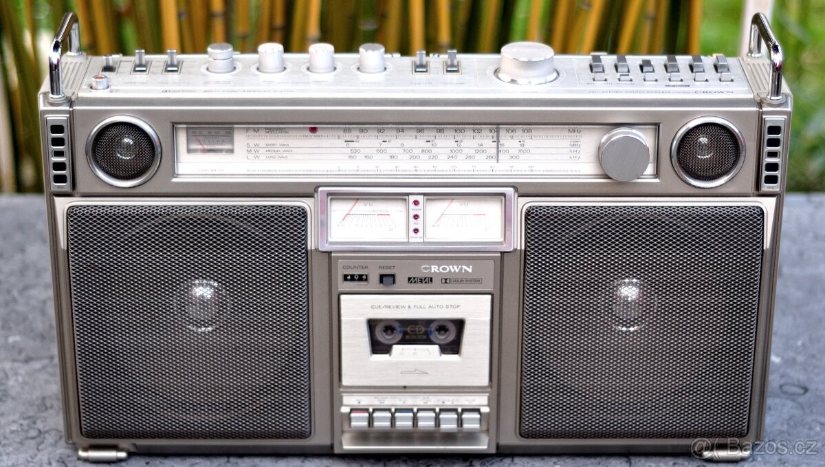Crown-CSC 980L Bombox. - 6