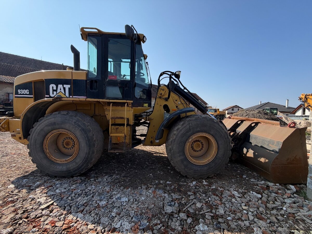CAT 930G - 6