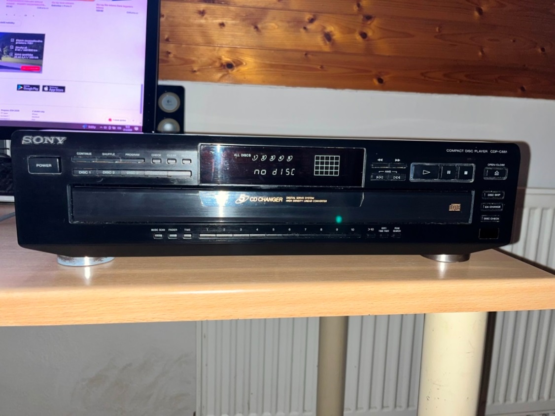 CD přehrávač na 5 disků SONY CDP-C661 - na servis - 6