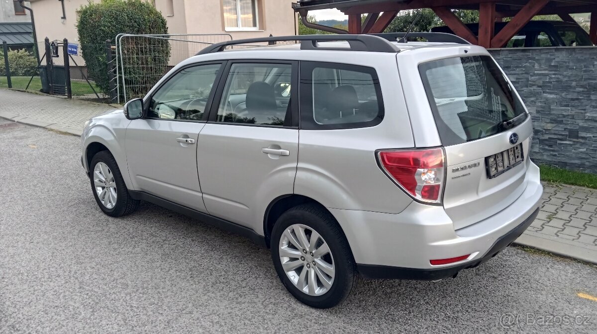 Subaru Forester 2.0 benzín - 6