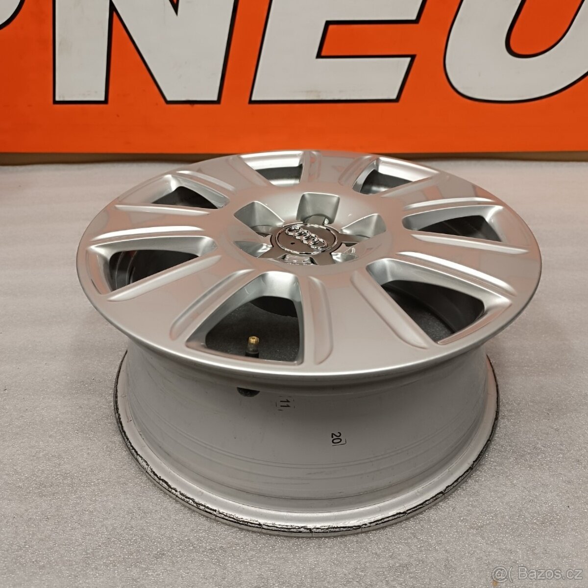 Originální alu kola na Audi Q3, 6,5Jx16 , ET33 - 6