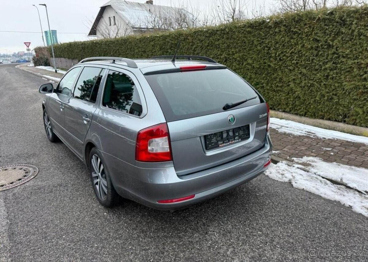 Škoda Octavia 1,4TSi/90kw ,serviska nová STK benzín - 6