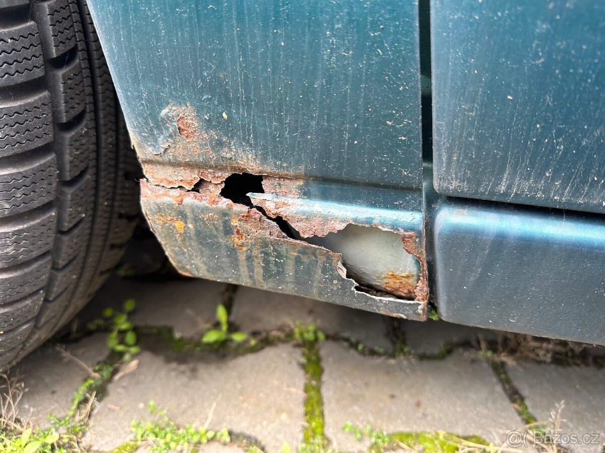 FORD FOCUS 1.4-16V benzin - 6