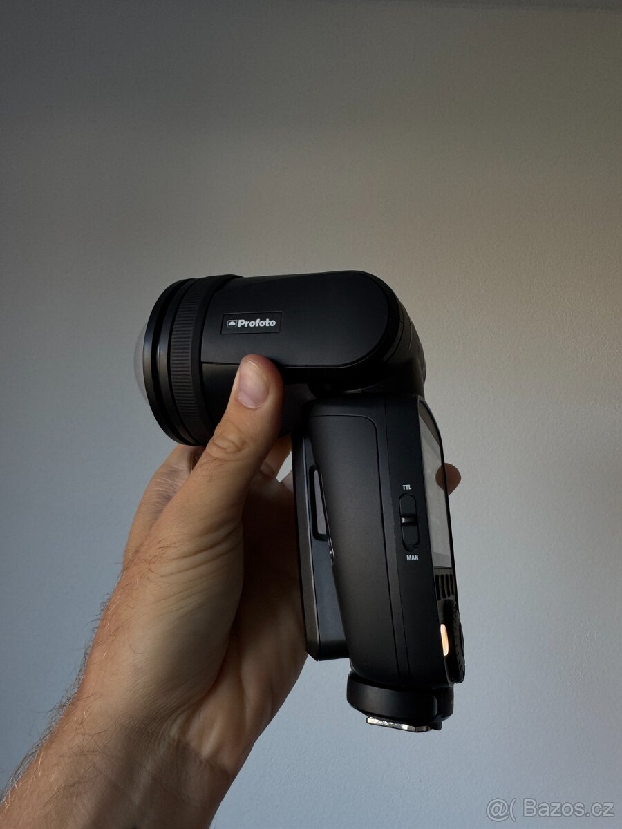 Profoto A1 - 6
