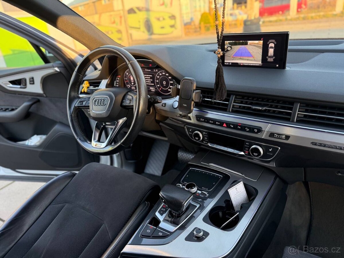 Audi Q7 S-line - 6