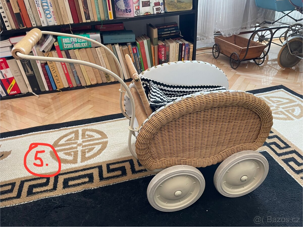 Starožitné kočárky - 6