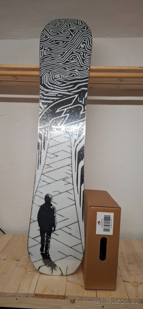 F2 Black deck 140cm rockie Boy s vázáním - 6