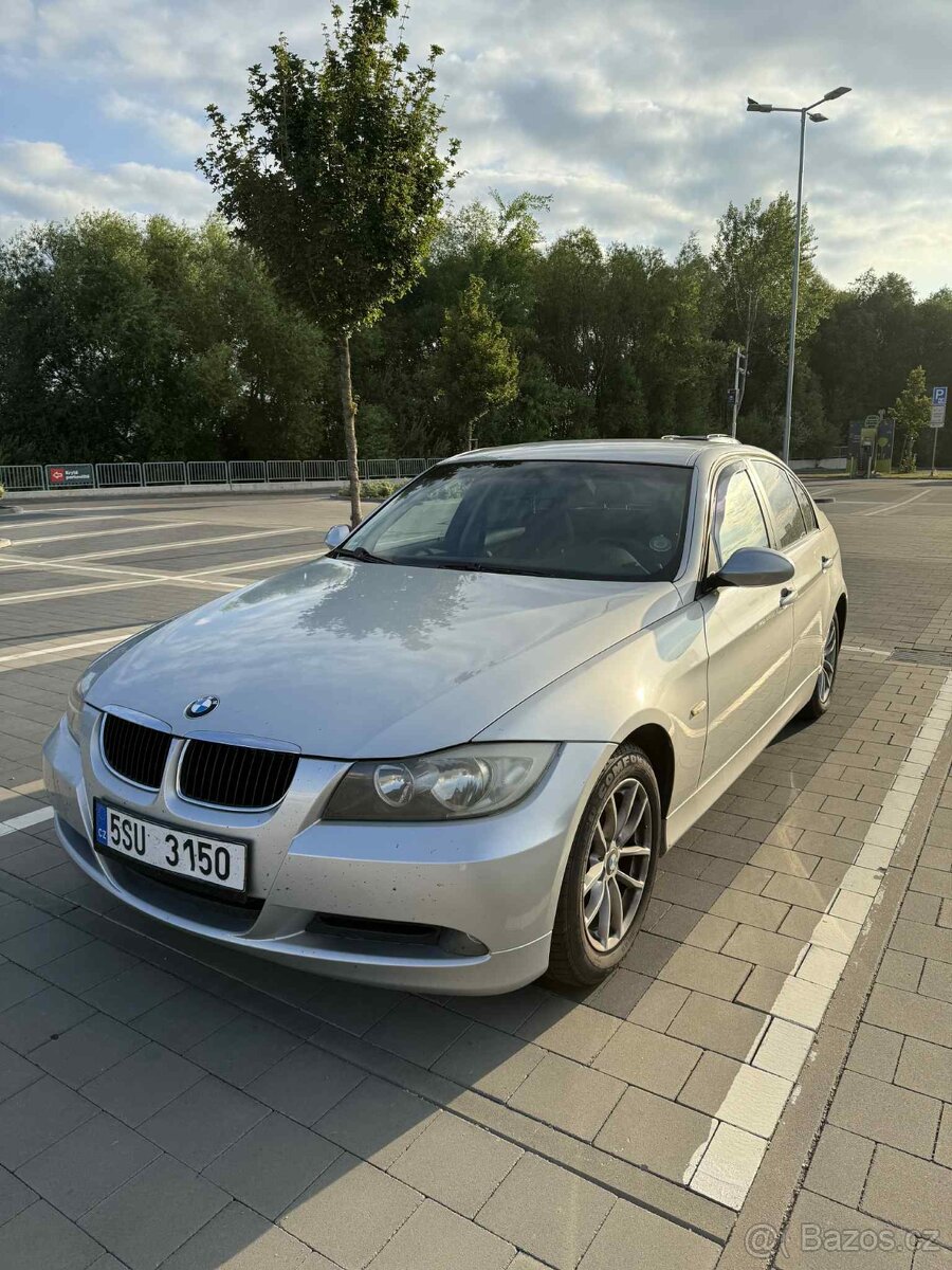 BMW 320i - E90 - 6