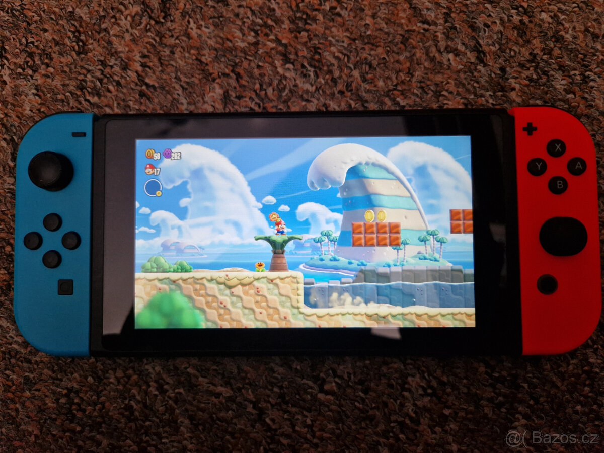 Nintendo Switch + příslušenství, hacknutelná verze - 6