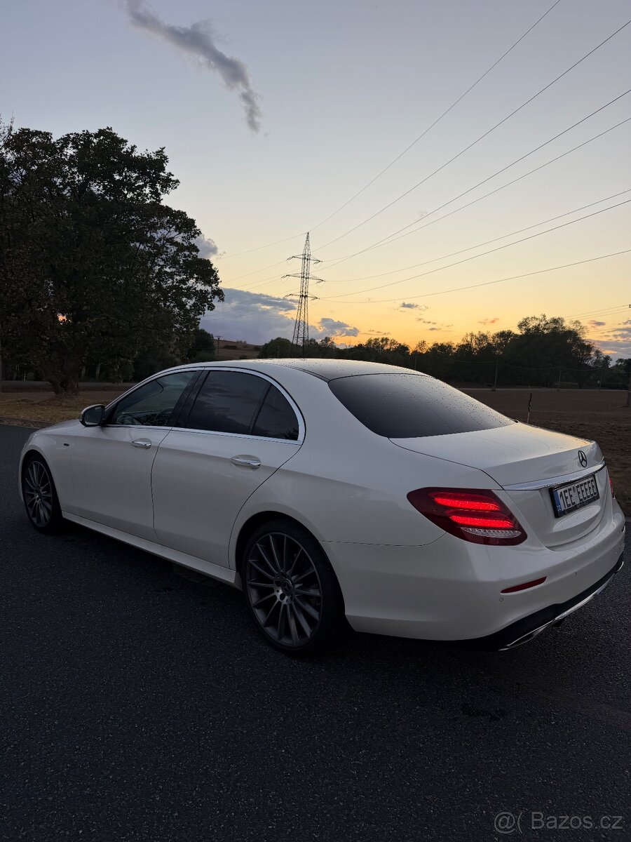 Mercedes-Benz E200 W213 - 6
