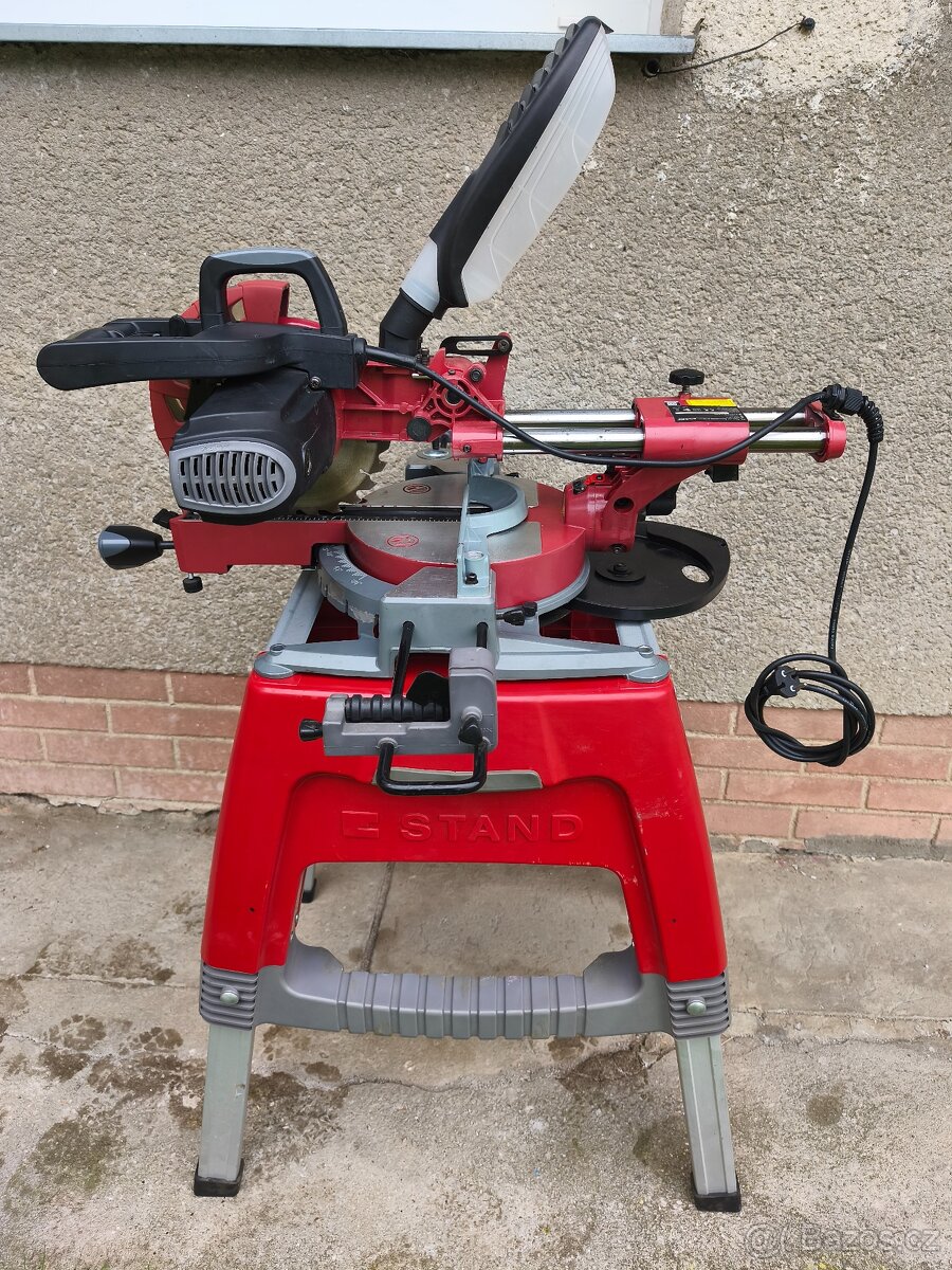 Prodám pokosovou pilu s posuvem Einhell RT-SM 305 L.-1800 W. - 6