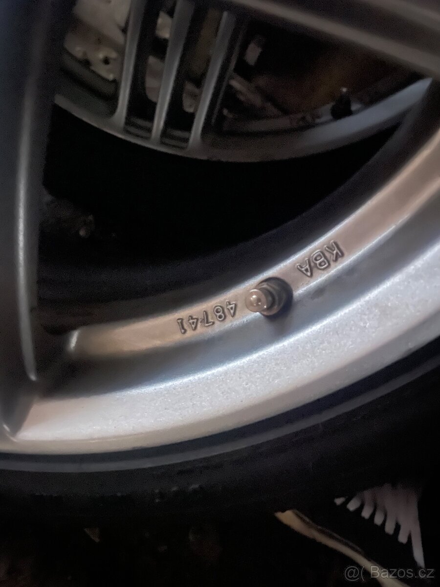 Prodám alu kola R20 5x112 středová díra 66.6 - 6